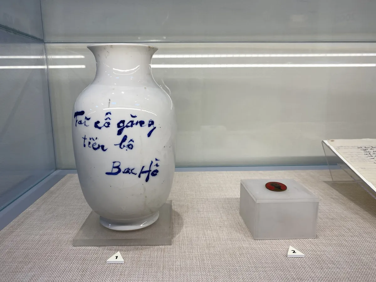 Triển l&atilde;m chuy&ecirc;n đề đặc biệt  &ldquo;Thi đua &aacute;i quốc - Ươm những mầm xanh&rdquo; - Ảnh 11.