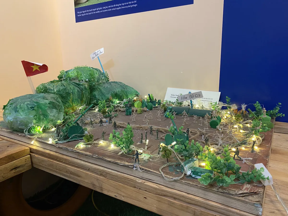 Triển l&atilde;m chuy&ecirc;n đề đặc biệt  &ldquo;Thi đua &aacute;i quốc - Ươm những mầm xanh&rdquo; - Ảnh 6.