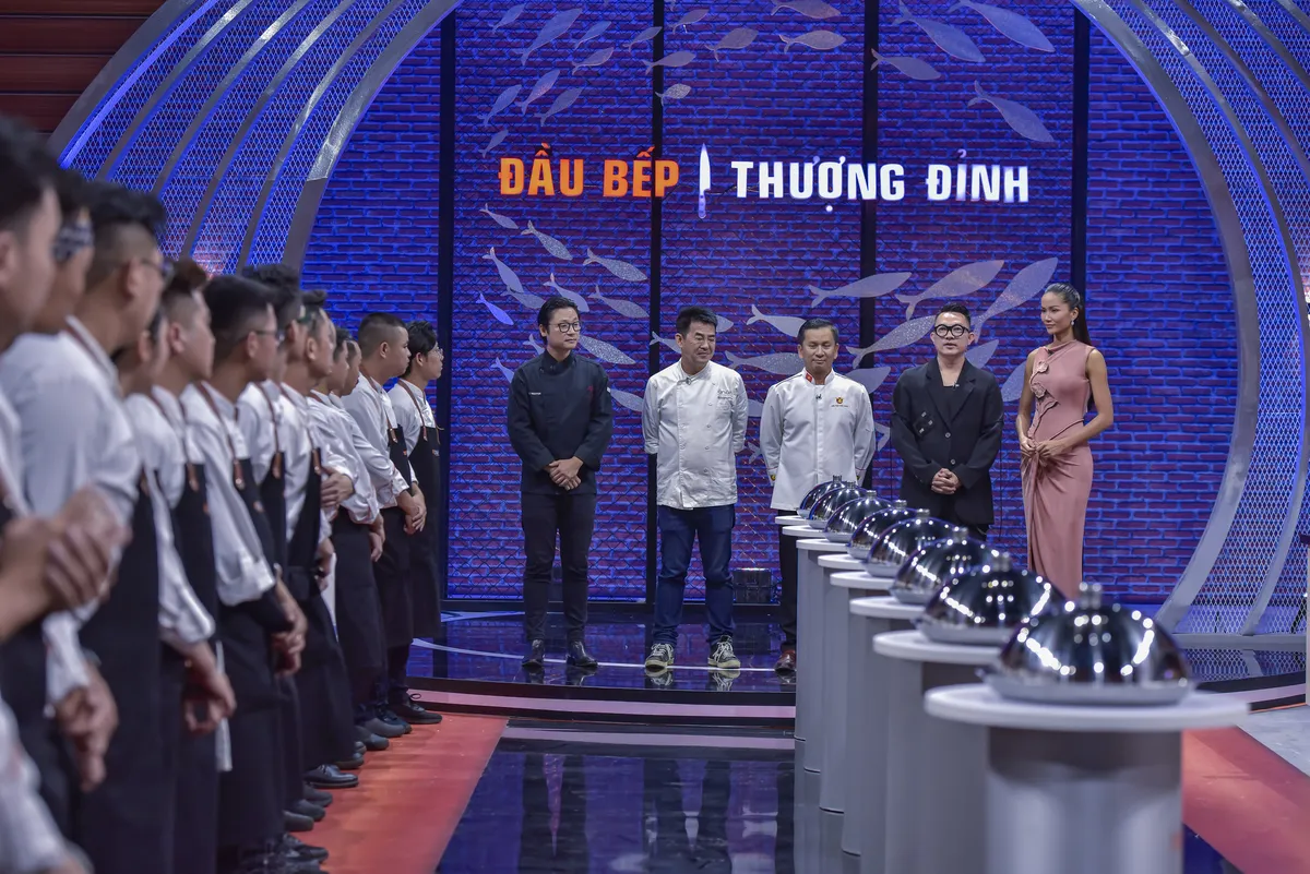 Top Chef Việt Nam - Tập 1: 3 món ăn đường phố được Giám khảo 1 sao Michelin chọn - Ảnh 2.