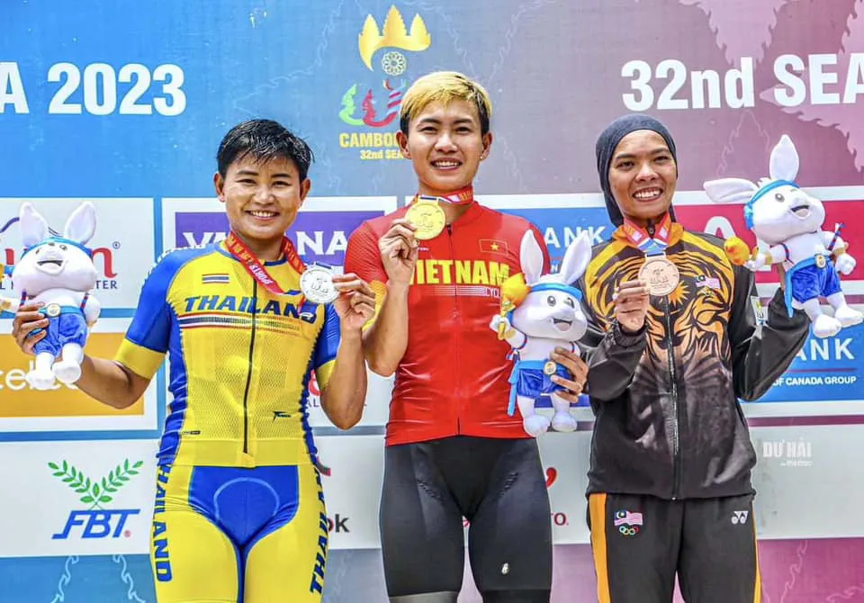 Nữ hoàng tốc độ Nguyễn Thị Thật giành vé tham dự Olympic Paris 2024 - Ảnh 2. Nữ hoàng tốc độ Nguyễn Thị Thật giành vé tham dự Olympic Paris 2024 - Ảnh 2.