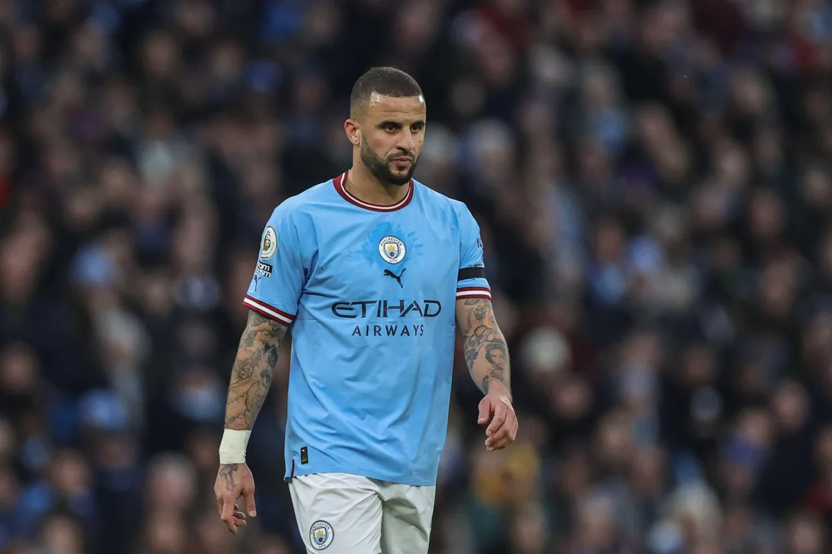 Kyle Walker nhiều khả năng sẽ rời Manchester City - Ảnh 1.
