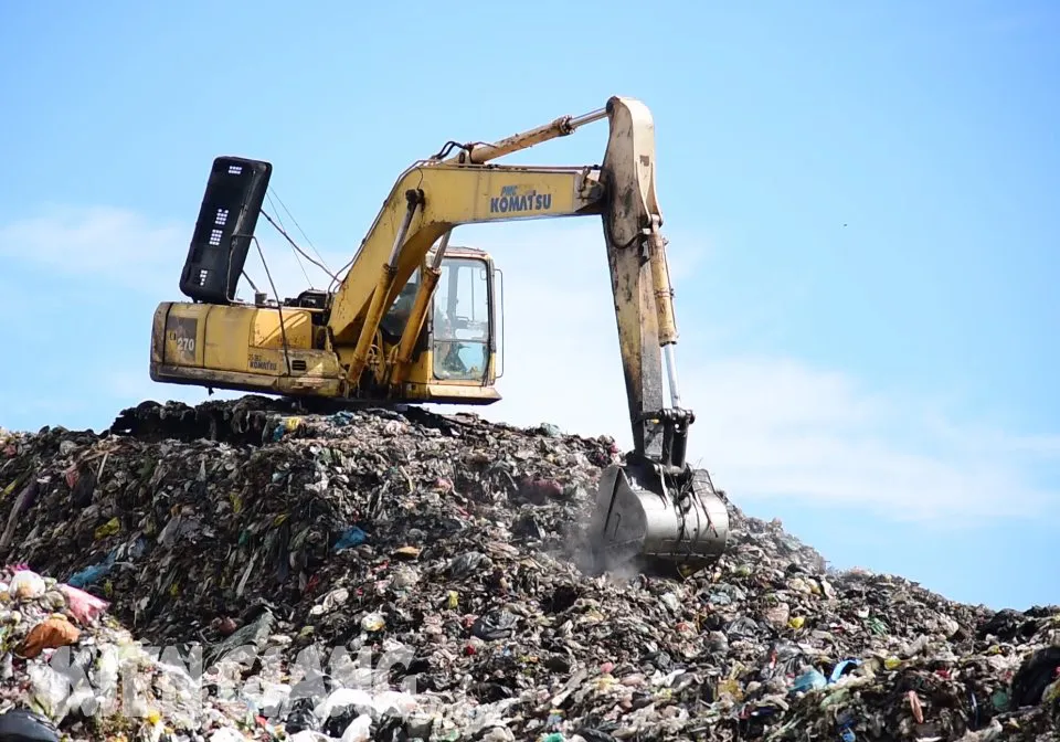 Ph&uacute; Quốc chi 55 tỷ đồng xử l&yacute; b&atilde;i r&aacute;c tạm 200.000 tấn - Ảnh 1.