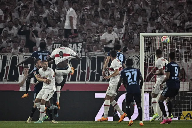 Stuttgart thắng ấn tượng trước Hamburg tại lượt đi trận play off thăng hạng Bundesliga - Ảnh 1. Stuttgart thắng ấn tượng trước Hamburg tại lượt đi trận play off thăng hạng Bundesliga - Ảnh 1.