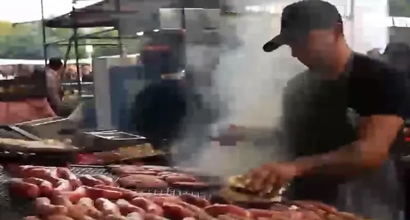 Giải v&ocirc; địch nướng thịt tại Argentina - Ảnh 1.