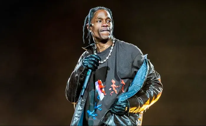 Travis Scott không phải đối mặt với cáo buộc hình sự cho thảm kịch Astroworld khiến 10 người tử vong - Ảnh 1.