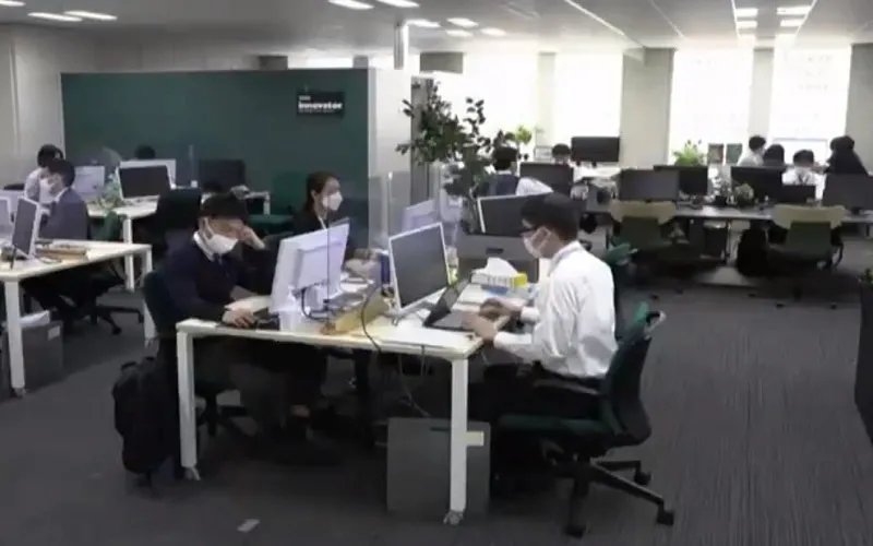 Khoảng c&aacute;ch lớn trong vấn đề tiếp cận năng lượng - Ảnh 1.