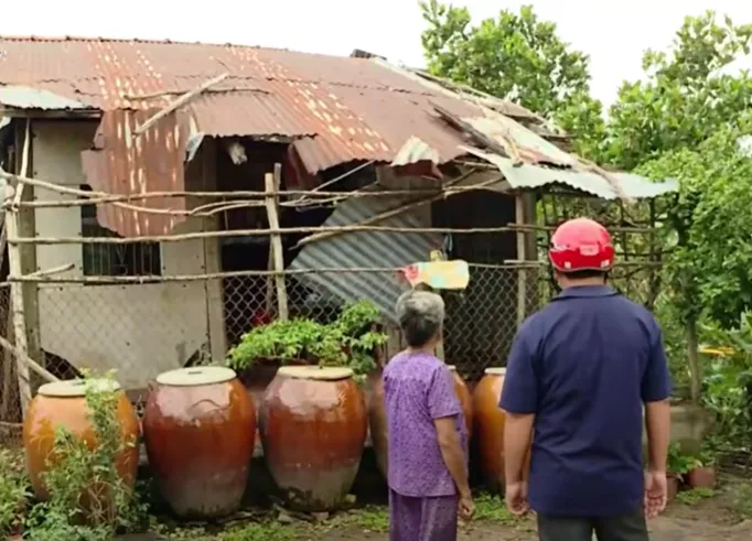 Đầu mùa mưa, cẩn trọng đề phòng dông lốc, sấm sét - Ảnh 1.