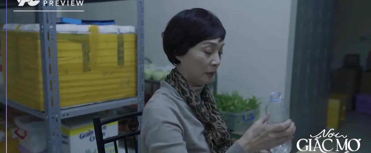 Nơi giấc mơ t&igrave;m về - Tập 13: B&agrave; Lan kẹt trong kho tối - Ảnh 3.