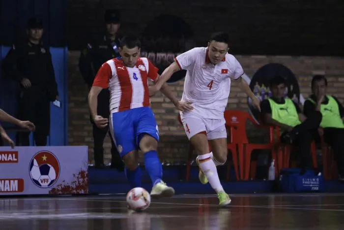 Futsal Việt Nam thất bại ở trận giao hữu cuối cùng với Paraguay - Ảnh 1. Futsal Việt Nam thất bại ở trận giao hữu cuối cùng với Paraguay - Ảnh 1.