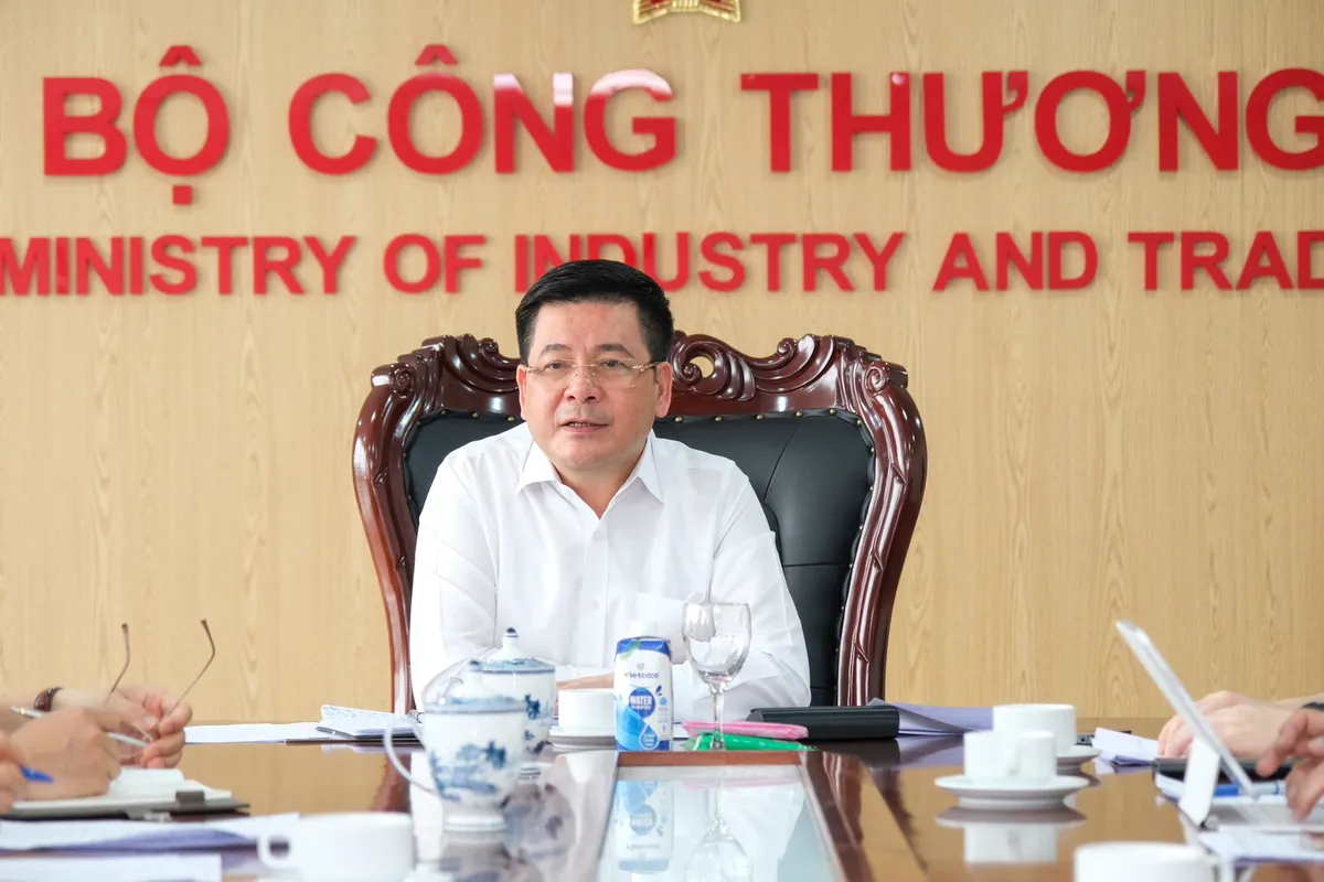 Bộ Công Thương thanh tra việc cung ứng điện của EVN từ 10/6 - Ảnh 1.