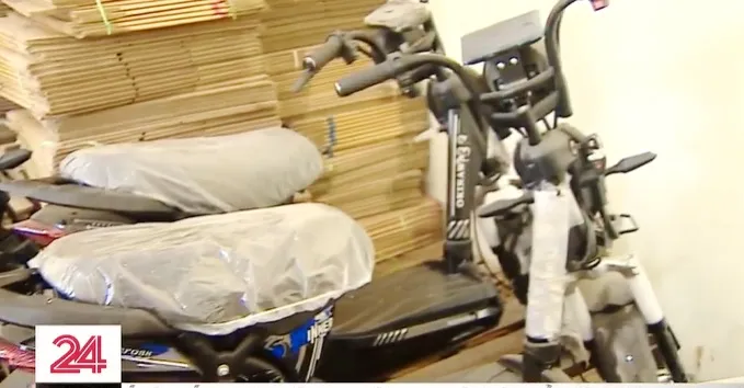 Thu giữ nhiều xe đạp điện kh&ocirc;ng r&otilde; nguồn gốc - Ảnh 3.