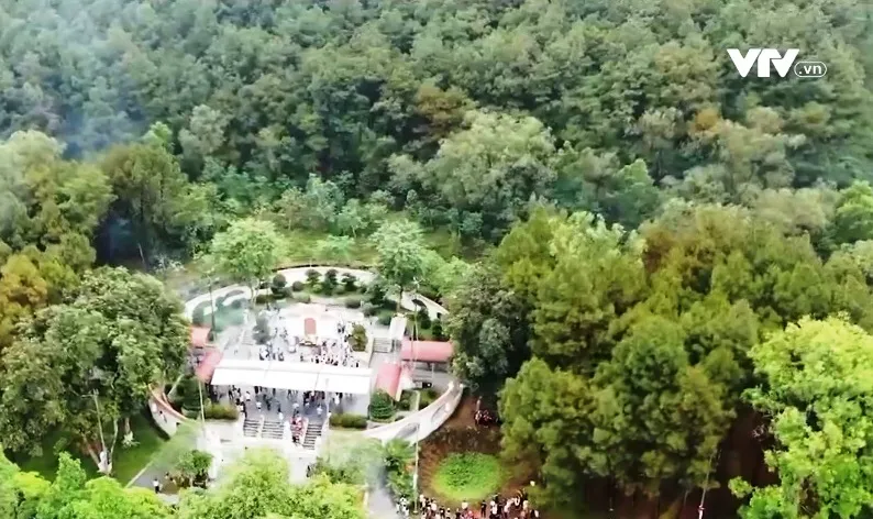 Nghĩa t&igrave;nh đồng đội ở Ng&atilde; ba Đồng Lộc - Ảnh 1.