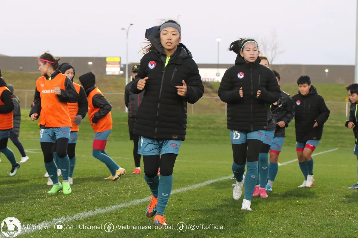 FIFA cung cấp các trang thiết bị phục vụ thi đấu tới ĐT nữ Việt Nam - Ảnh 3. FIFA cung cấp các trang thiết bị phục vụ thi đấu tới ĐT nữ Việt Nam - Ảnh 3.