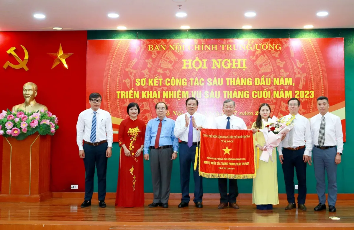 Tham mưu sâu hơn các vụ án tham nhũng thuộc diện theo dõi, chỉ đạo - Ảnh 2.