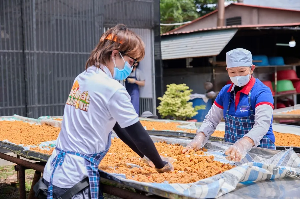 Đệ nhất mưu sinh: Kim Tử Long ăn xong bỏ chạy, Quỳnh Lý hết hồn vì không có tiền trả - Ảnh 6.