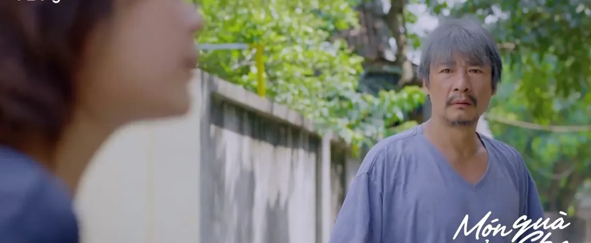 M&oacute;n qu&agrave; của cha - Tập 3: Đang chụp ảnh cho bạn, Hiếu ph&aacute;t hiện x&aacute;c chết trong khung h&igrave;nh - Ảnh 4.