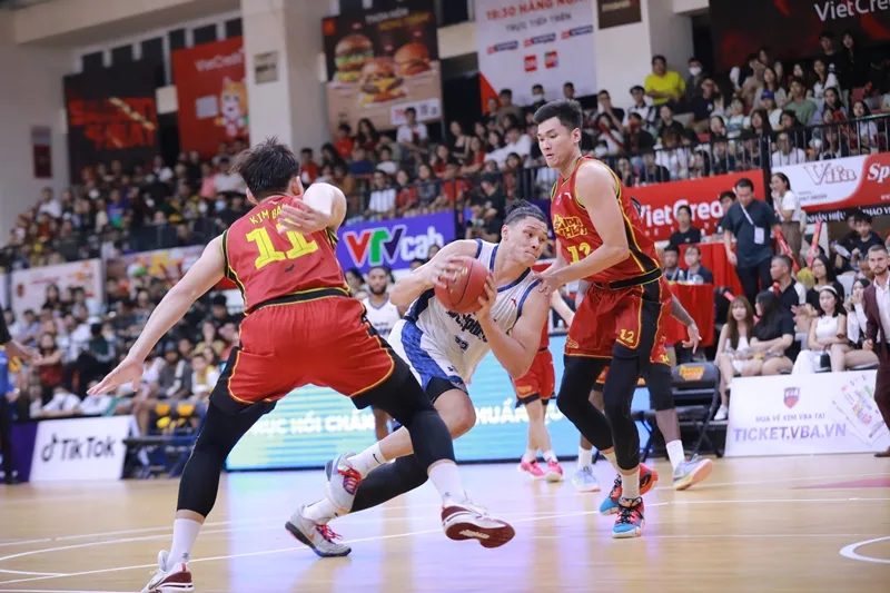 VBA 2023 - Game 30: Đúng người đúng thời điểm - Ảnh 2. VBA 2023 - Game 30: Đúng người đúng thời điểm - Ảnh 2.