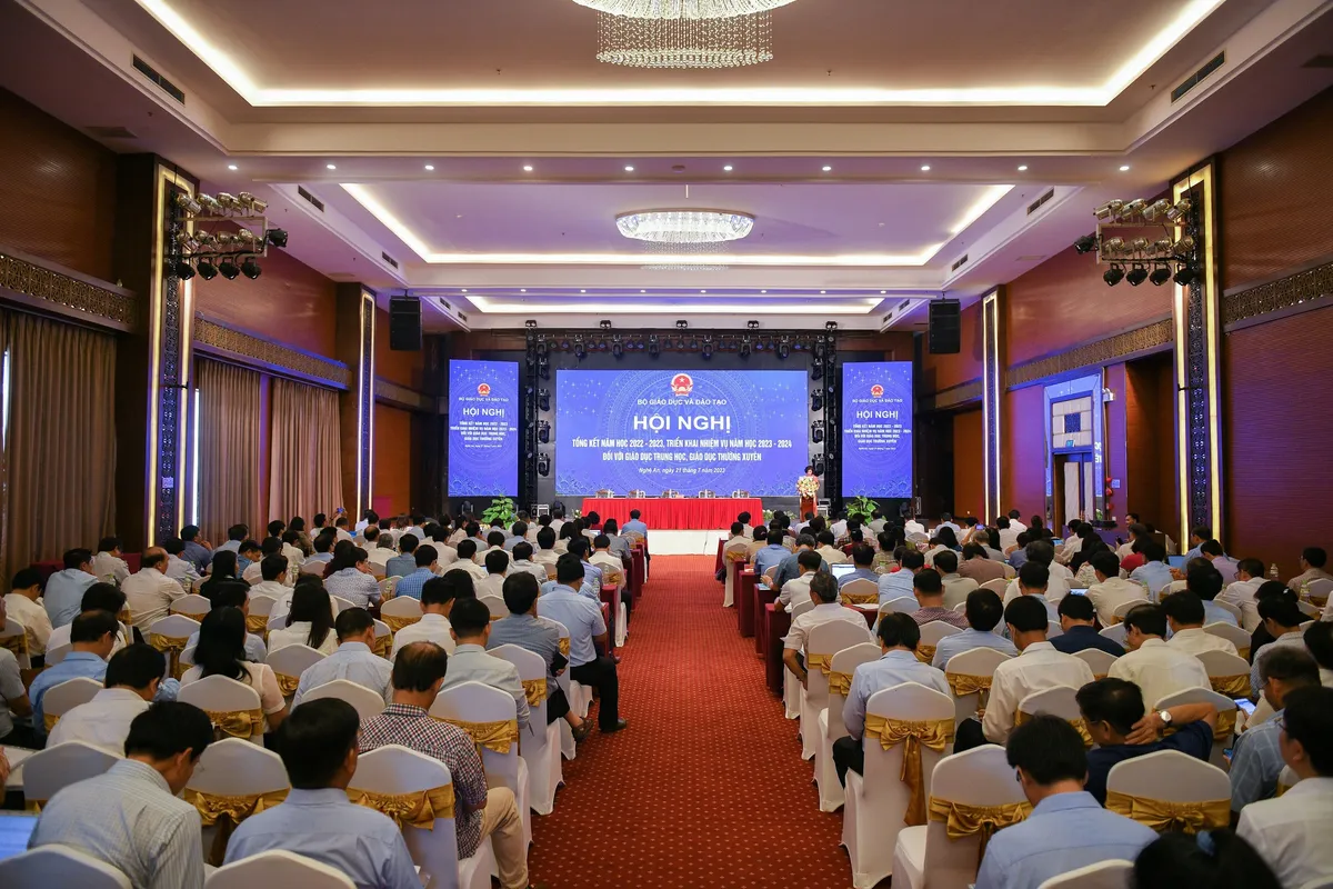 Bộ trưởng Nguyễn Kim Sơn: Bứt tốc cho đổi mới giáo dục - Ảnh 1. Bộ trưởng Nguyễn Kim Sơn: Bứt tốc cho đổi mới giáo dục - Ảnh 1.