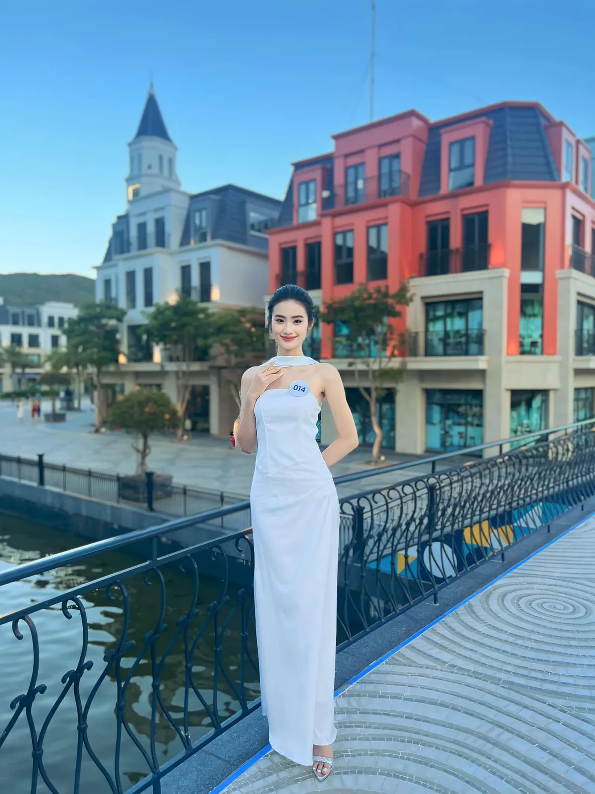 Đời thường của tân Miss World Vietnam 2023 Huỳnh Trần Ý Nhi: Cô gái đất Bình Định mạnh mẽ nhưng sợ... tiêm - Ảnh 12.