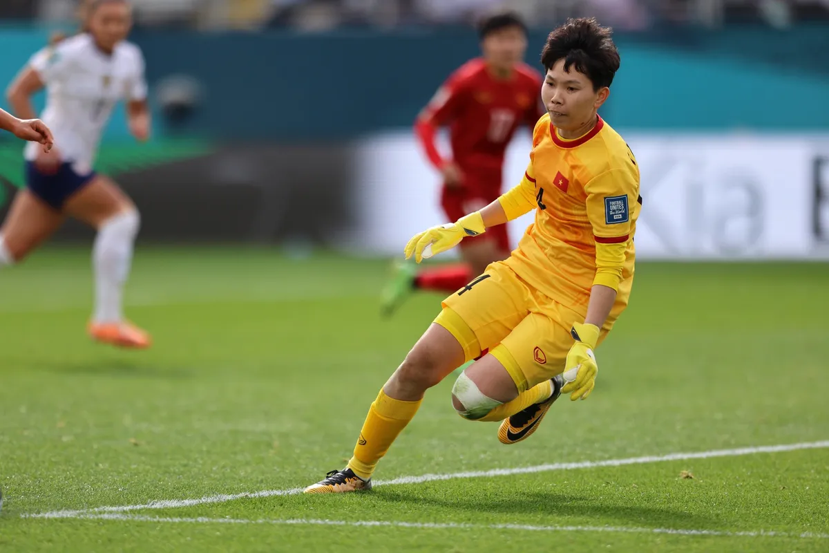 ĐT Mỹ 3-0 ĐT Việt Nam: Kiên cường các cô gái Việt Nam - Ảnh 3. ĐT Mỹ 3-0 ĐT Việt Nam: Kiên cường các cô gái Việt Nam - Ảnh 3.