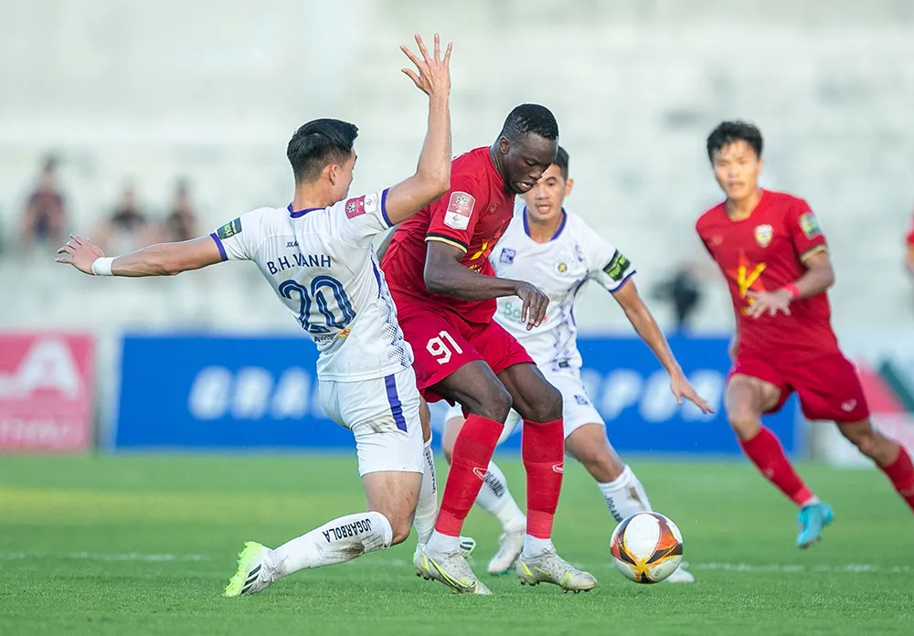 Vòng 2 gian đoạn 2 V.League 2023 | Biến động ở 2 đầu bảng xếp hạng - Ảnh 2. Vòng 2 gian đoạn 2 V.League 2023 | Biến động ở 2 đầu bảng xếp hạng - Ảnh 2.