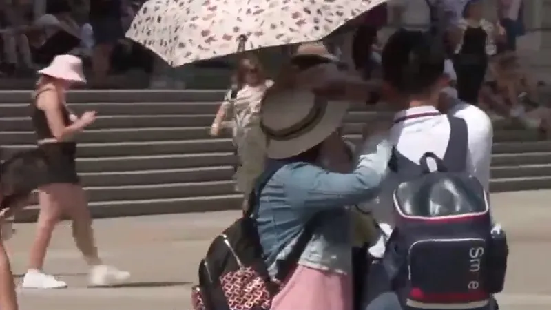 Thời tiết khắc nghiệt đang cản trở đ&agrave; phục hồi du lịch ch&acirc;u &Acirc;u - Ảnh 3.