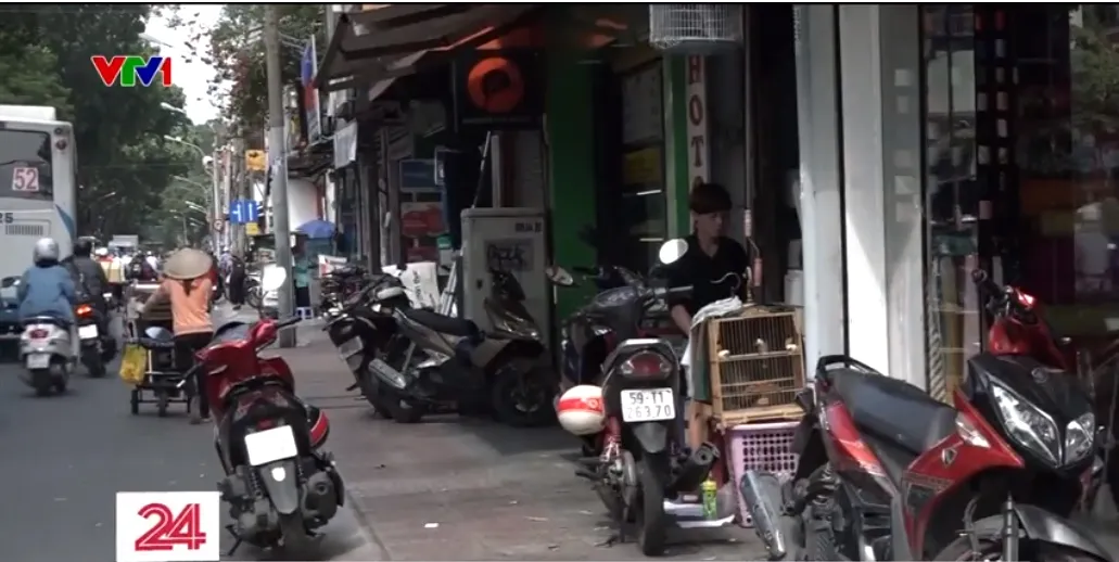 TP Hồ Chí Minh cho thuê vỉa hè, lòng đường - Ảnh 2.