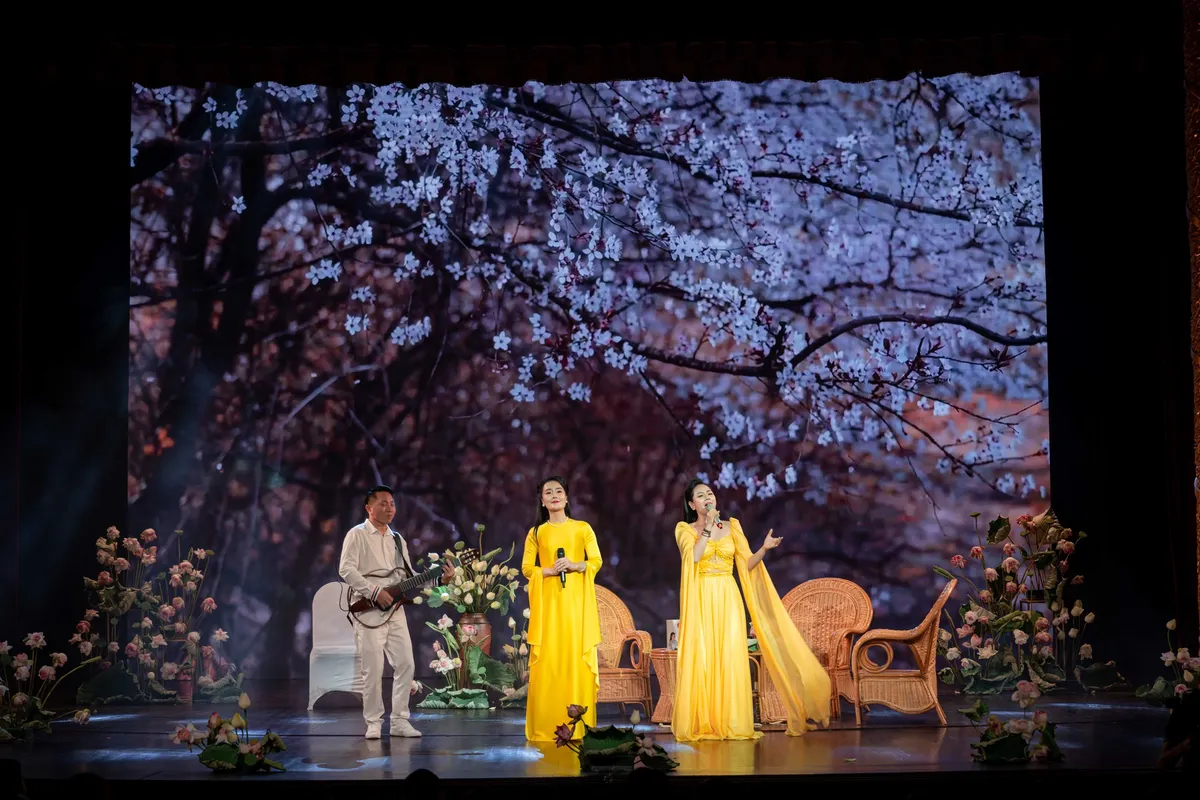 &ldquo;Sống như b&ocirc;ng ph&aacute;o hoa&rdquo; truyền cảm hứng về &yacute; nghĩa sống - Ảnh 4.