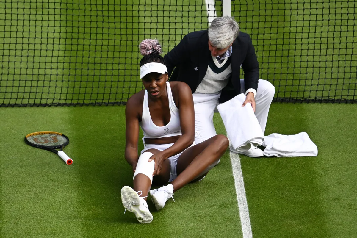 Venus Williams dừng bước ngay tại vòng 1 Wimbledon 2023 - Ảnh 1. Venus Williams dừng bước ngay tại vòng 1 Wimbledon 2023 - Ảnh 1.