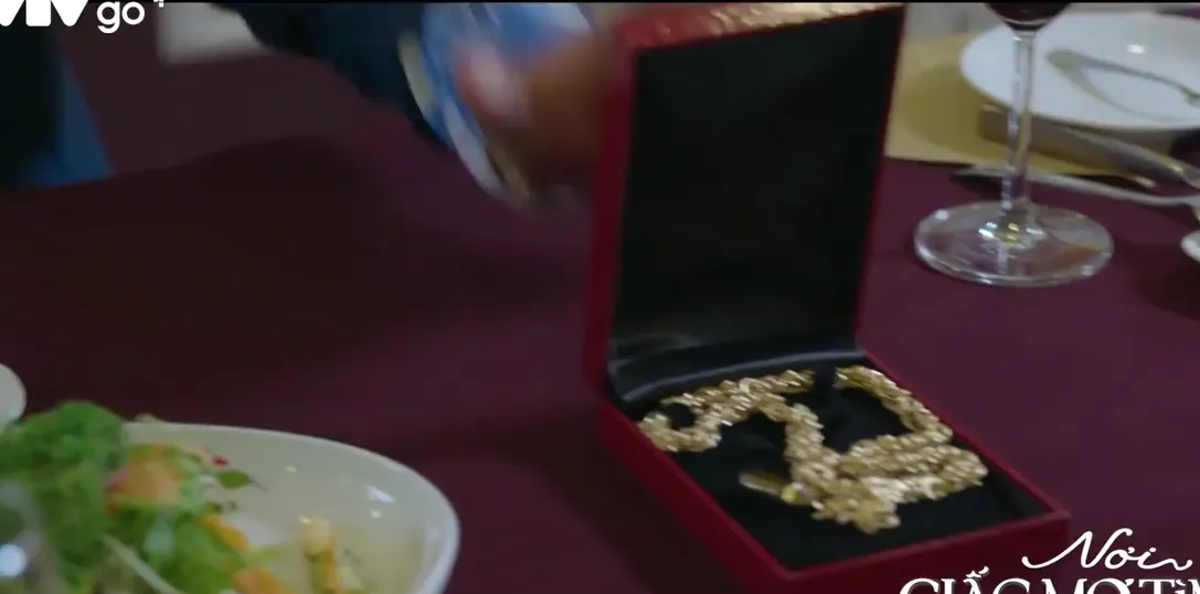 Nơi giấc mơ t&igrave;m về - Tập 30: Hai gia đ&igrave;nh gặp mặt, xuất hiện t&ecirc;n đ&agrave;n em khiến b&agrave; Lan - &ocirc;ng K&igrave;nh sốc - Ảnh 4.