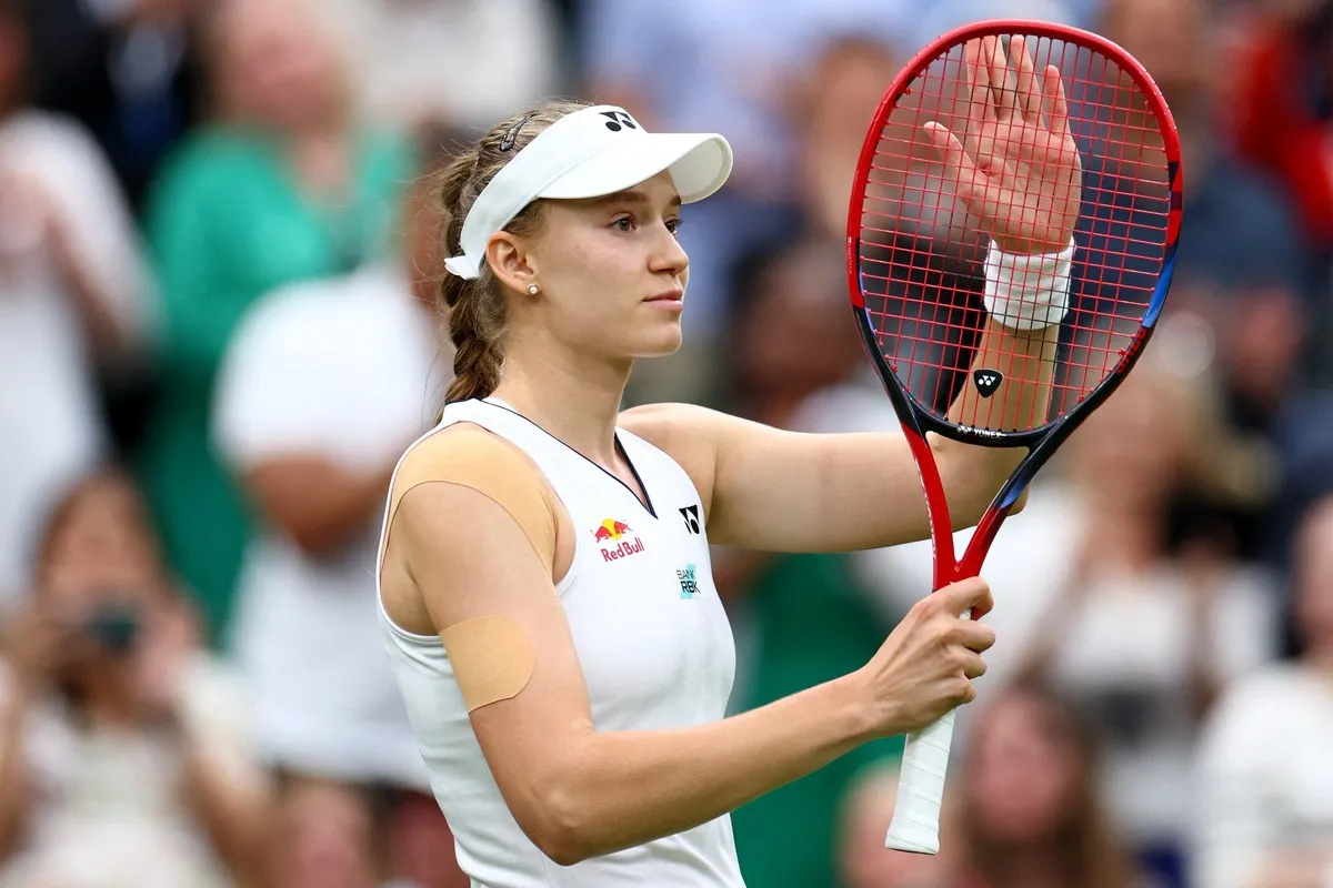 Elena Rybakina giành quyền vào vòng 3 đơn nữ Wimbledon - Ảnh 1. Elena Rybakina giành quyền vào vòng 3 đơn nữ Wimbledon - Ảnh 1.