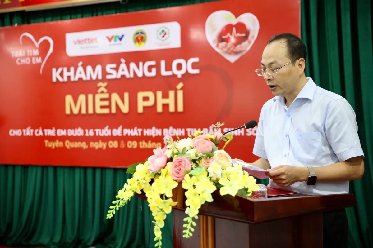 Chương trình “Trái tim cho em” tổ chức khám sàng lọc bệnh tim bẩm sinh tại tỉnh Tuyên Quang - Ảnh 2.