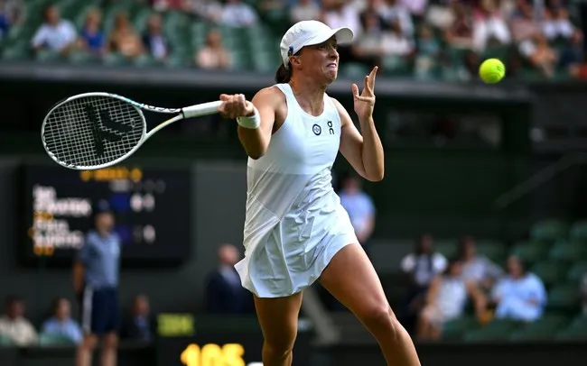 Wimbledon: Hạt giống số 5 Caroline Garcia bất ngờ bị loại sớm - Ảnh 1. Wimbledon: Hạt giống số 5 Caroline Garcia bất ngờ bị loại sớm - Ảnh 1.