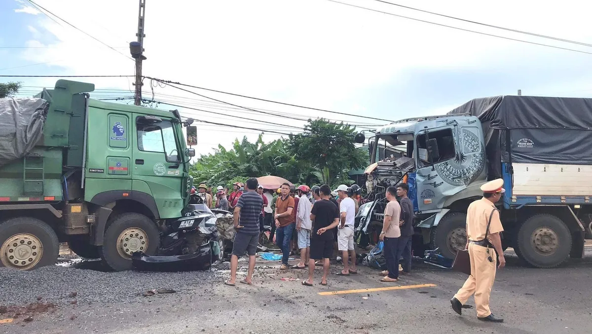 Chủ tịch Liên đoàn Bóng đá Việt Nam gửi thư chia buồn tới CLB Hoàng Anh Gia Lai - Ảnh 1.