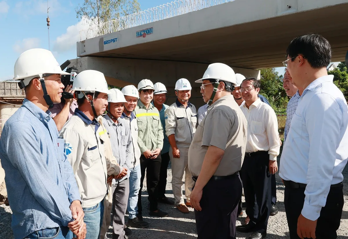 Thủ tướng: Phải có tư duy đổi mới về nông nghiệp - Ảnh 8. Thủ tướng: Phải có tư duy đổi mới về nông nghiệp - Ảnh 8.