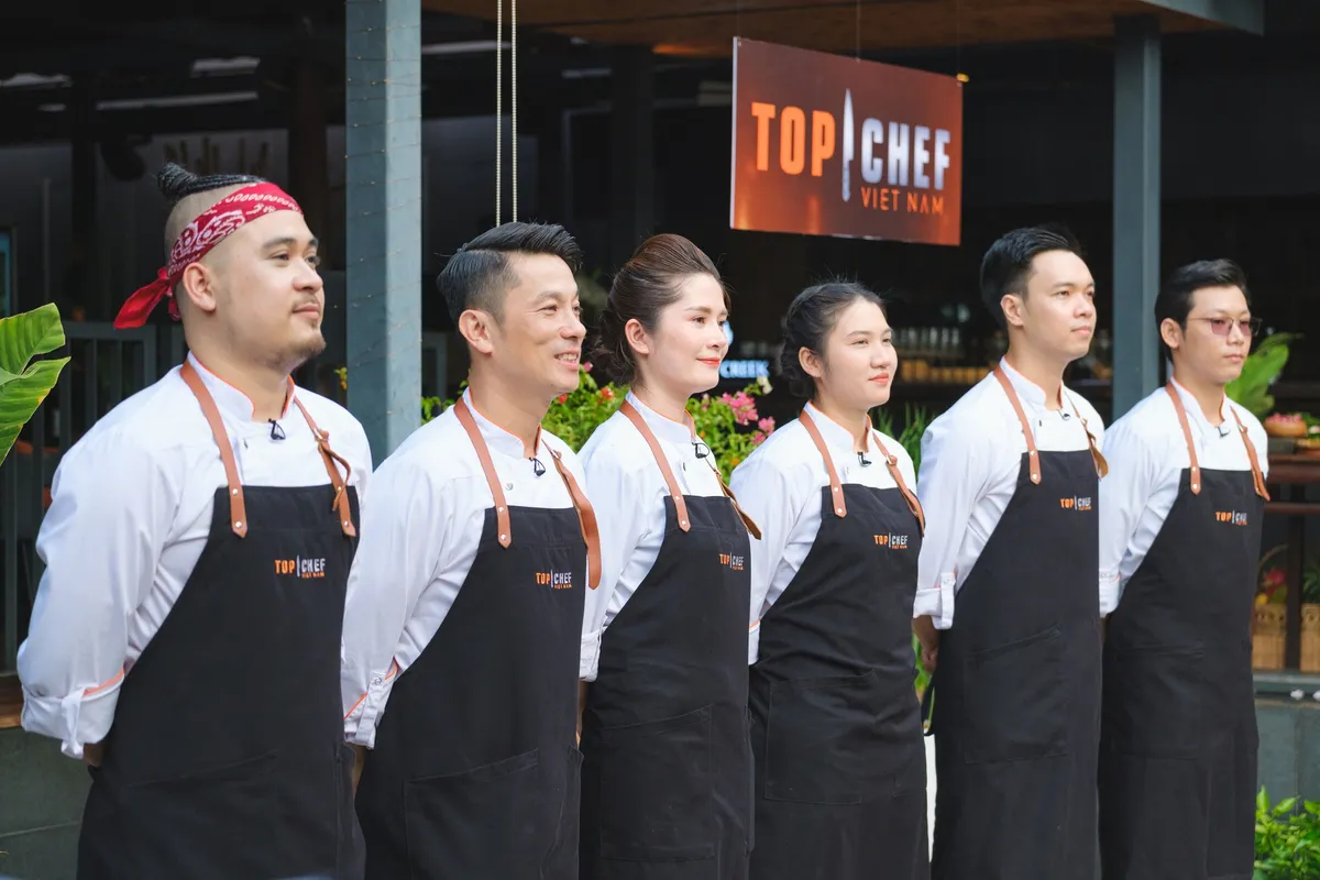 Top Chef - Tập 10: Lần đầu tiên đầu bếp thực chiến nấu tiệc Sunday Brunch phục vụ hơn 80 khách - Ảnh 3.