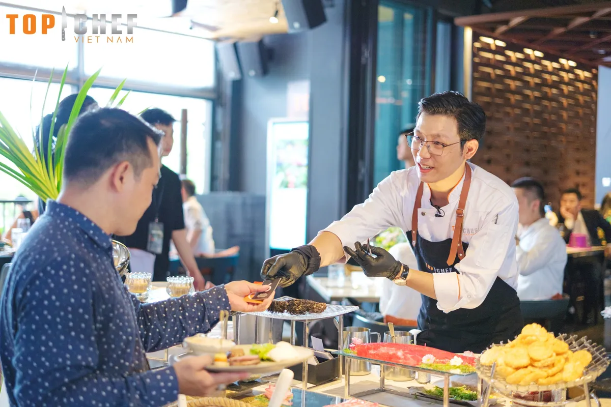 Top Chef - Tập 10: Lần đầu tiên đầu bếp thực chiến nấu tiệc Sunday Brunch phục vụ hơn 80 khách - Ảnh 17.