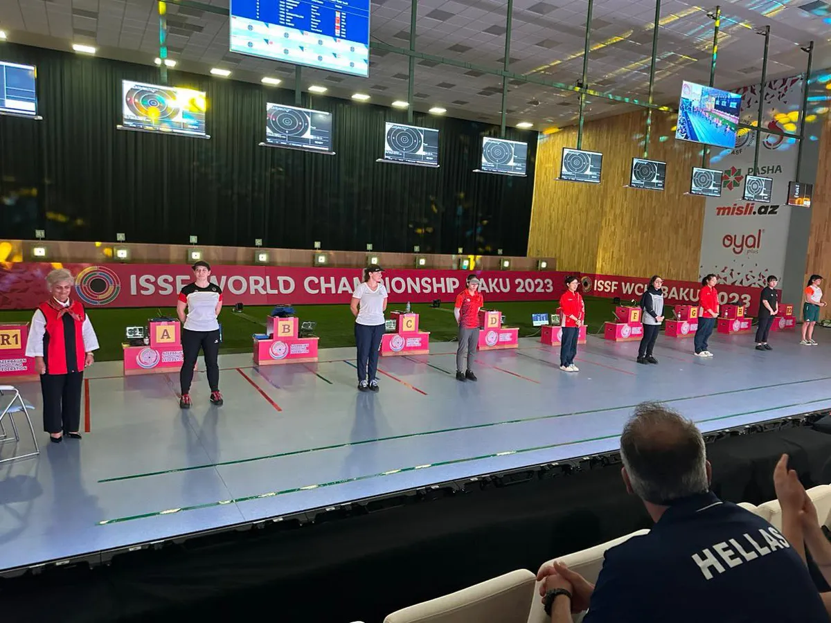 Xạ thủ Trịnh Thu Vinh xuất sắc giành vé dự Olympic Paris 2024 - Ảnh 1. Xạ thủ Trịnh Thu Vinh xuất sắc giành vé dự Olympic Paris 2024 - Ảnh 1.