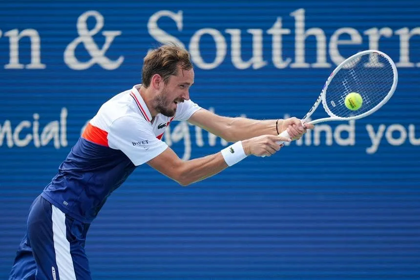 Daniil Medvedev vào vòng 3 đơn nam Cincinnati mở rộng - Ảnh 1. Daniil Medvedev vào vòng 3 đơn nam Cincinnati mở rộng - Ảnh 1.