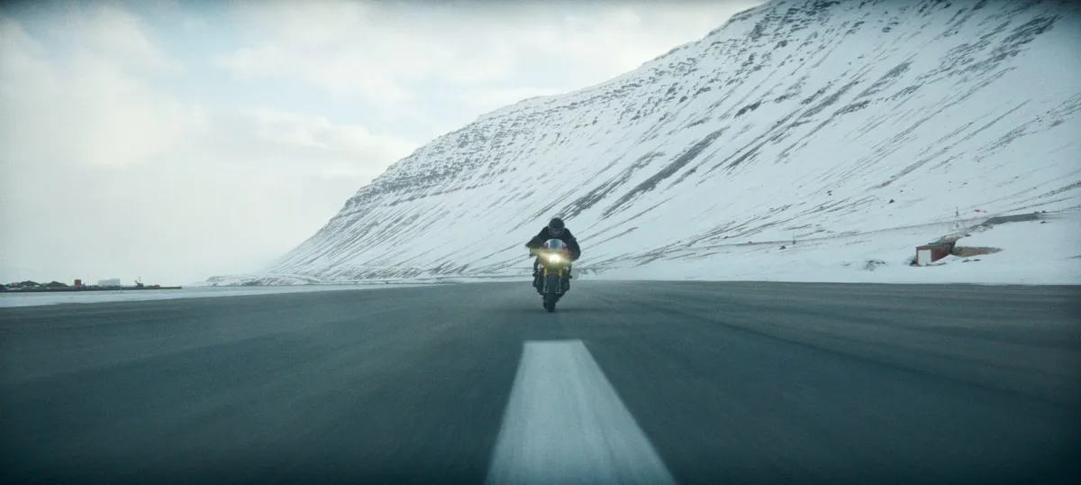 Đạo diễn phim Heart of Stone: Muốn giữ mọi việc trong phạm vi hợp l&yacute; - Ảnh 1.