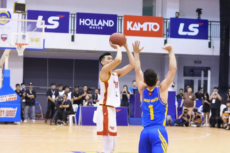 VBA 2023 - Game 50: Chiến thắng kịch tính - Ảnh 5. VBA 2023 - Game 50: Chiến thắng kịch tính - Ảnh 5.