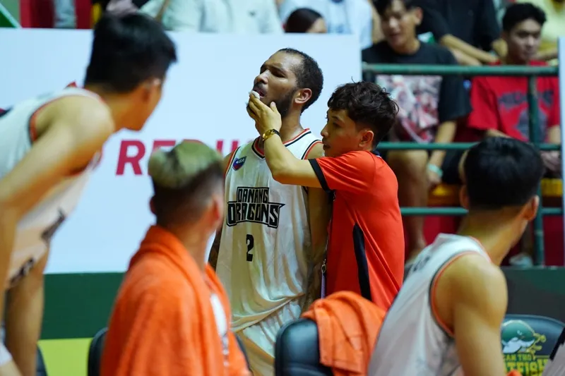 VBA 2023 - Game 51: Hiện thực trớ trêu - Ảnh 2.