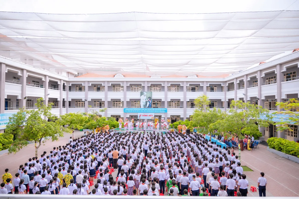 TP. Hồ Chí Minh sẵn sàng bước vào năm học mới - Ảnh 2.