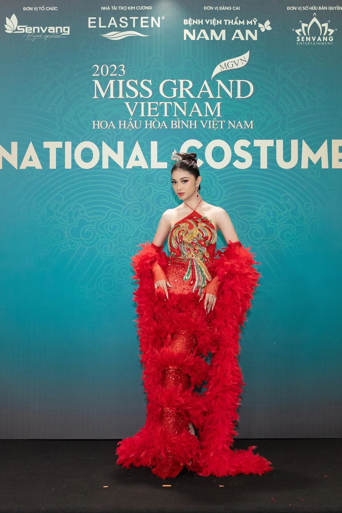 Dàn người đẹp nền nã với trang phục truyền thống trên thảm đỏ Miss Grand Vietnam 2023 - Ảnh 11.