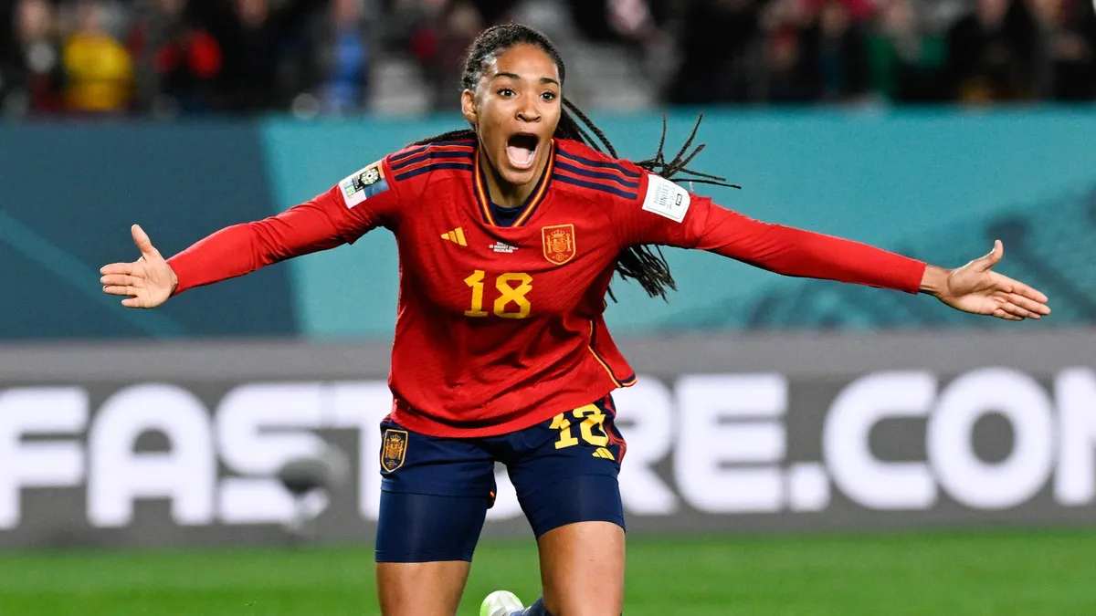 Vô địch World Cup, ĐT Tây Ban Nha giành thêm 2 danh hiệu cá nhân cao quý - Ảnh 1. Vô địch World Cup, ĐT Tây Ban Nha giành thêm 2 danh hiệu cá nhân cao quý - Ảnh 1.