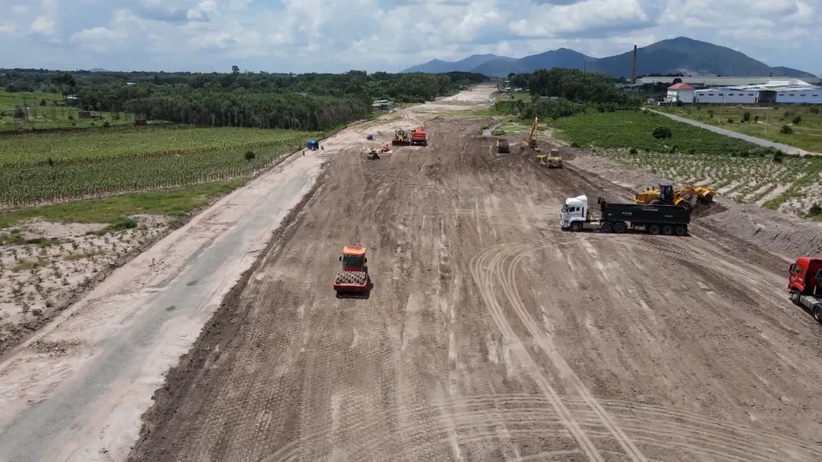 Bà Rịa - Vũng Tàu: Tạo sự đồng thuận, giải phóng mặt bằng cao tốc Biên Hòa - Vũng Tàu sớm hơn dự kiến - Ảnh 3.