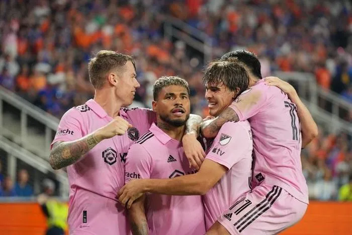 Messi đưa Inter Miami vào chung kết US Open sau màn ngược dòng nghẹt thở - Ảnh 2. Messi đưa Inter Miami vào chung kết US Open sau màn ngược dòng nghẹt thở - Ảnh 2.