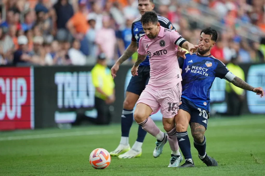 Messi đưa Inter Miami vào chung kết US Open sau màn ngược dòng nghẹt thở - Ảnh 3. Messi đưa Inter Miami vào chung kết US Open sau màn ngược dòng nghẹt thở - Ảnh 3.