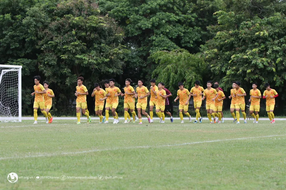 ĐT U23 Việt Nam tích cực chuẩn bị cho trận bán kết với ĐT U23 Malaysia - Ảnh 1. ĐT U23 Việt Nam tích cực chuẩn bị cho trận bán kết với ĐT U23 Malaysia - Ảnh 1.