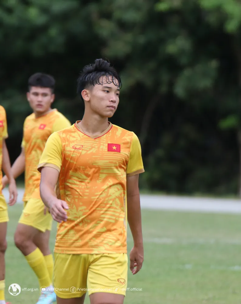 ĐT U23 Việt Nam tích cực chuẩn bị cho trận bán kết với ĐT U23 Malaysia - Ảnh 8. ĐT U23 Việt Nam tích cực chuẩn bị cho trận bán kết với ĐT U23 Malaysia - Ảnh 8.